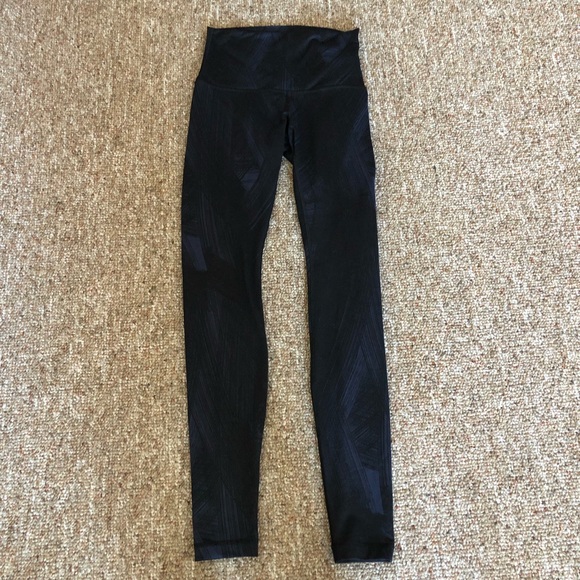 Lululemon Wunder Under Leggings - Picture 3 of 8